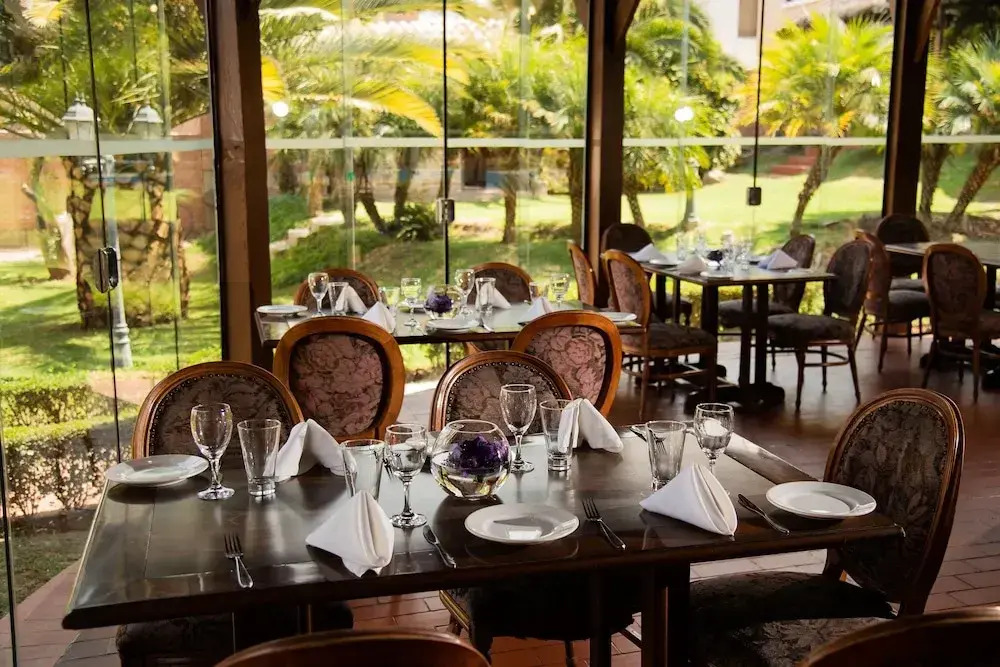 Hotel La Colonia