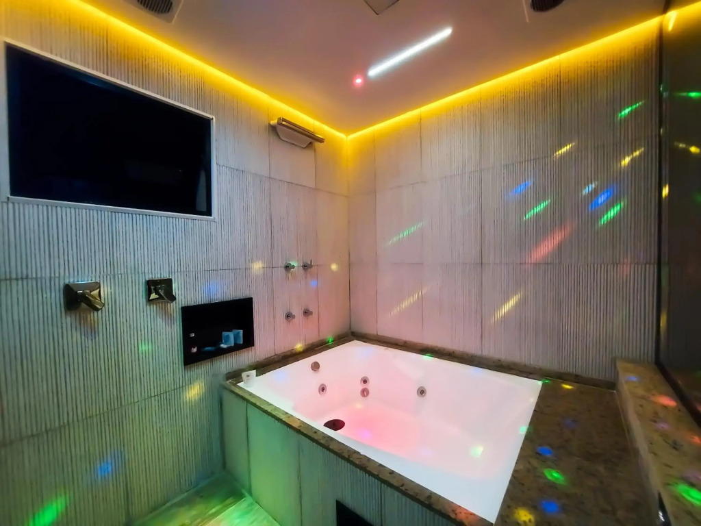 Amaralina Motel (Только для взрослых)