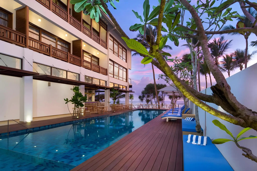 Lucky Elephant Hotel