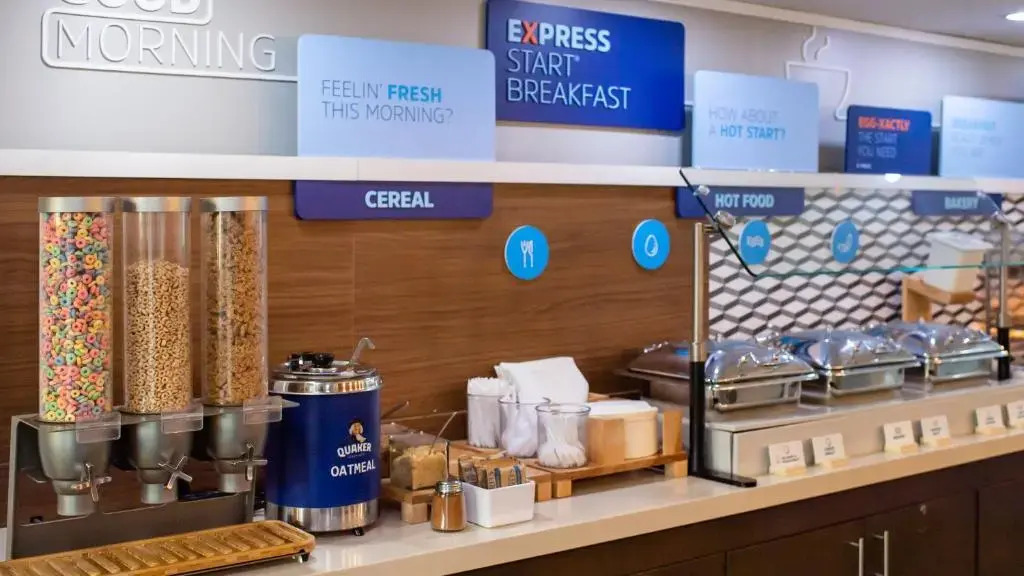 Holiday Inn Express Hickory - Hickory Mart by IHG