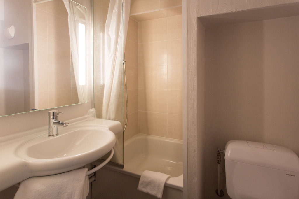 B&B HOTEL Douai Parc Des Expos Cuincy