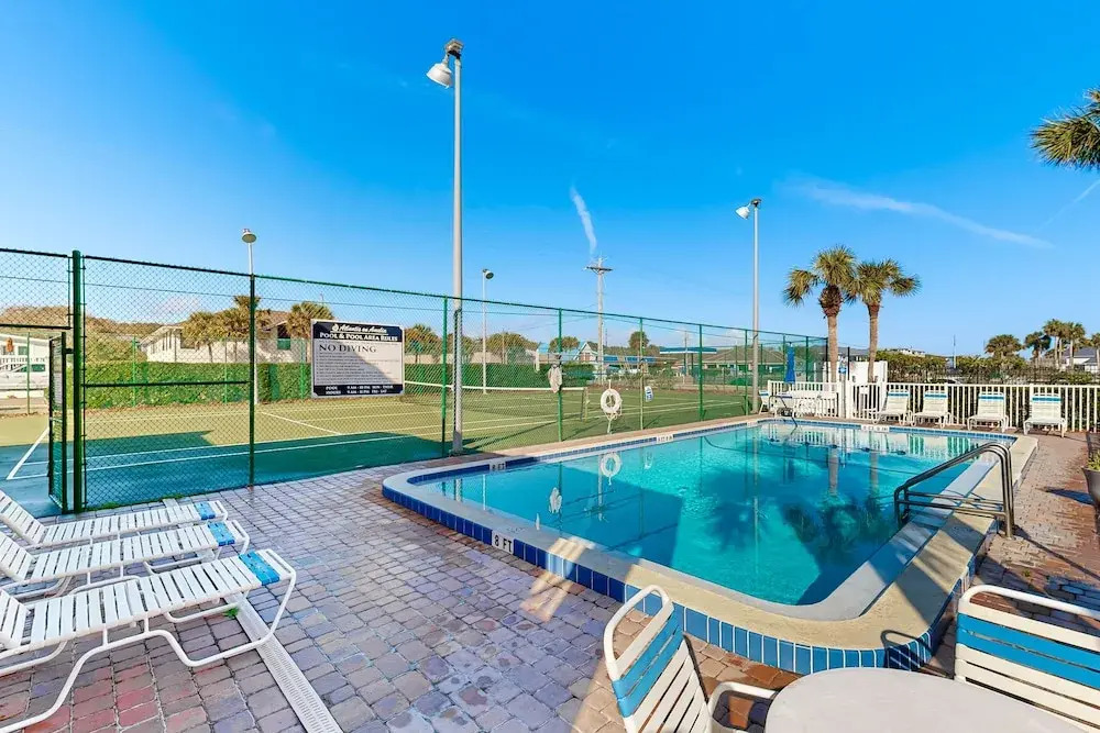 Oceanfront Condo With Private Balcony, Shared Pool and Beach Access