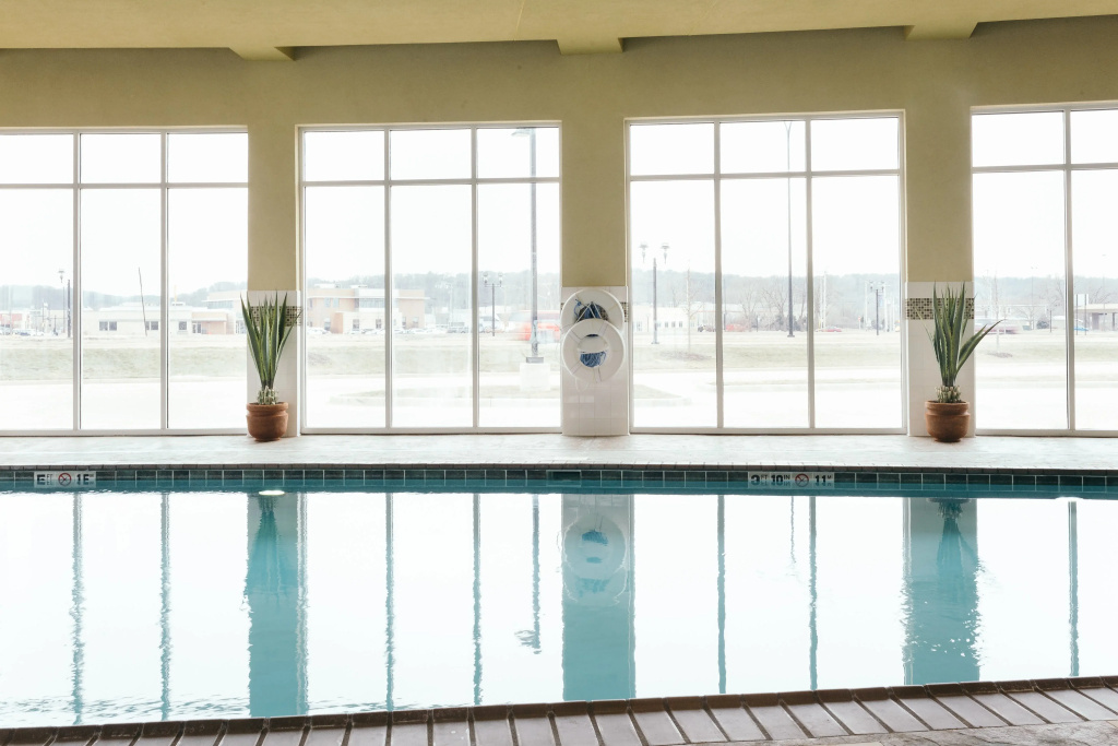 Holiday Inn and Suites East Peoria by IHG