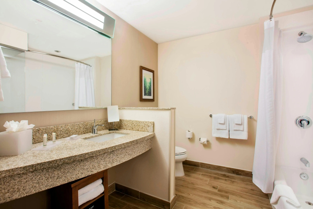 Courtyard by Marriott Faro Blanco Resort