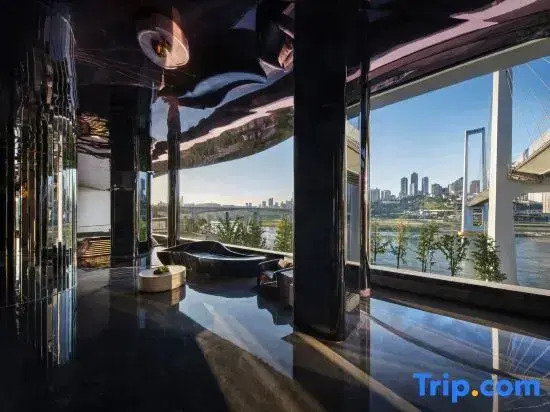 Yolo Private Soup Hot Spring Designer Hotel