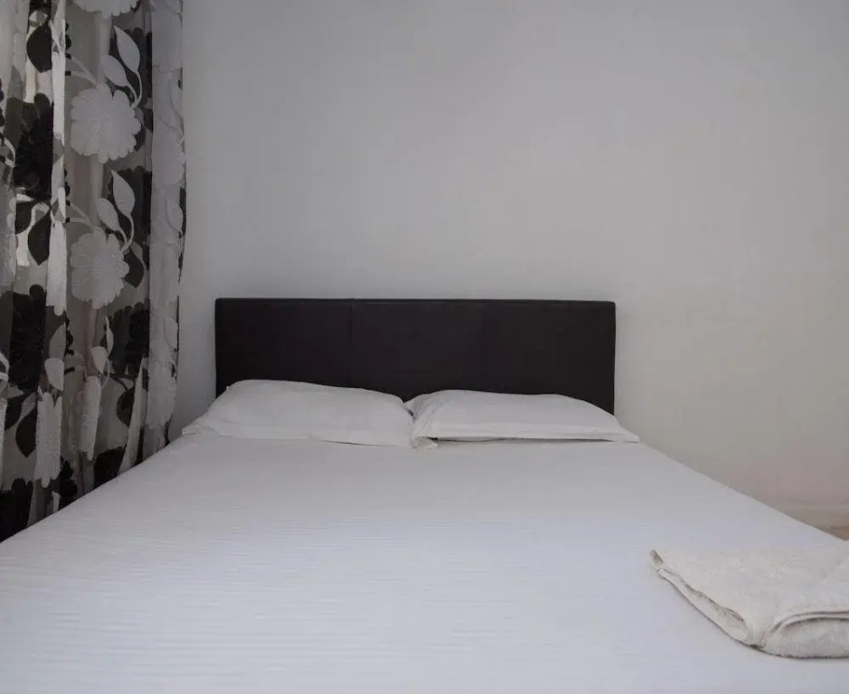 Spendwise Lodge and Apartments