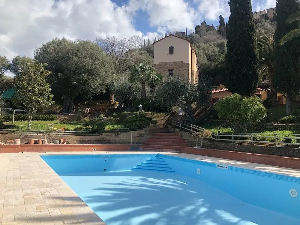 Madonna del Poggio B&B