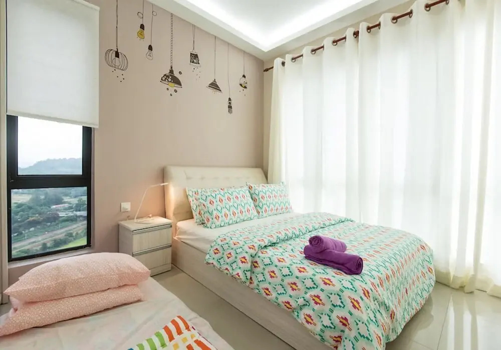 Univ 360 Place by SYNC