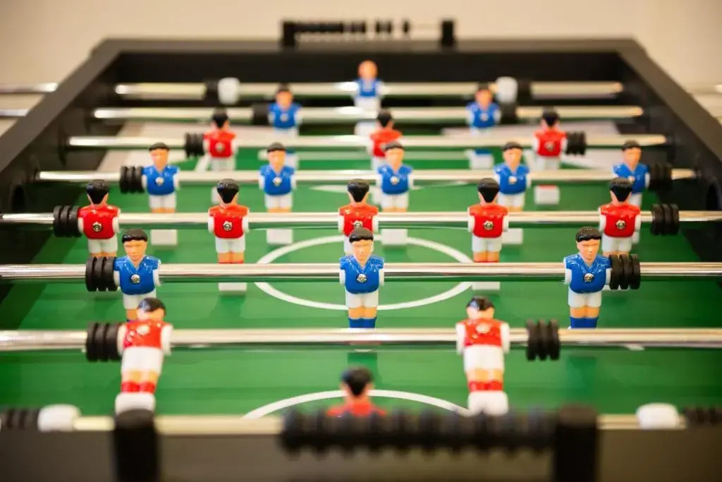 Xuru Stays I Play Foosball & Do Yoga - 1 BR Apt. 5 Min To Airport