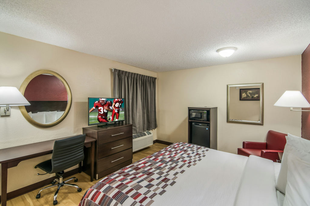 Red Roof Inn & Suites Pensacola East - Milton