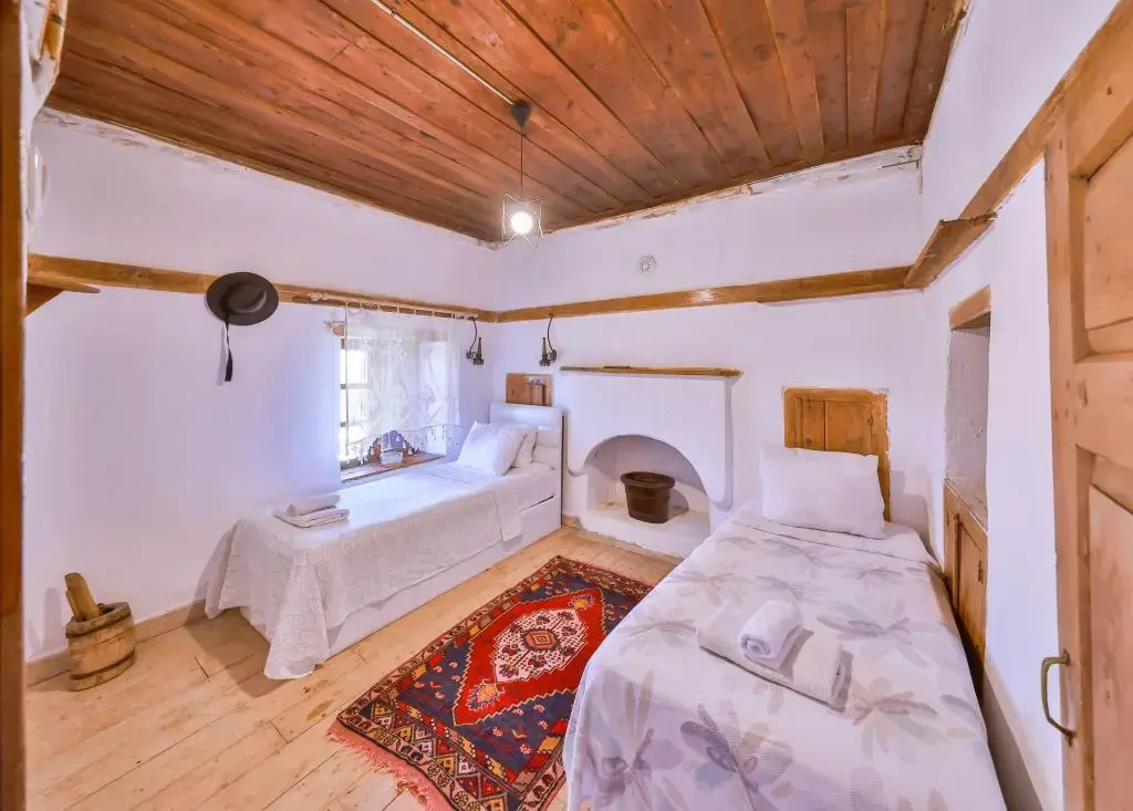 Bademlique Stone Rooms