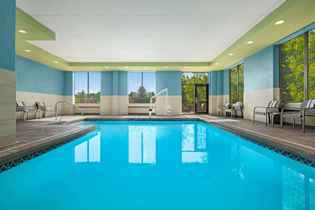 Holiday Inn Express Hotel and Suites Akron South-Airport Area by IHG
