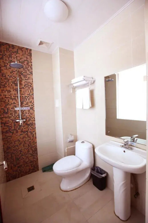 Qingdao Railway Jinhai Hongyu Hotel