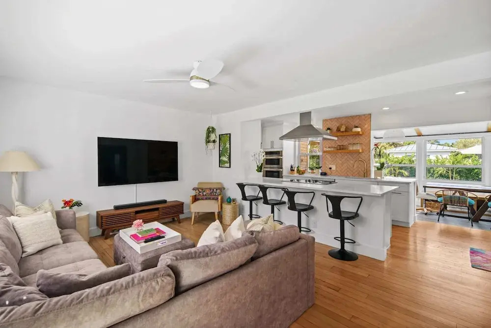 Sunny Vista by Rove Home w Heated Pool & Firepit
