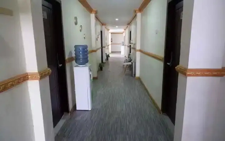 Votel Hotel DePratnya Kediri