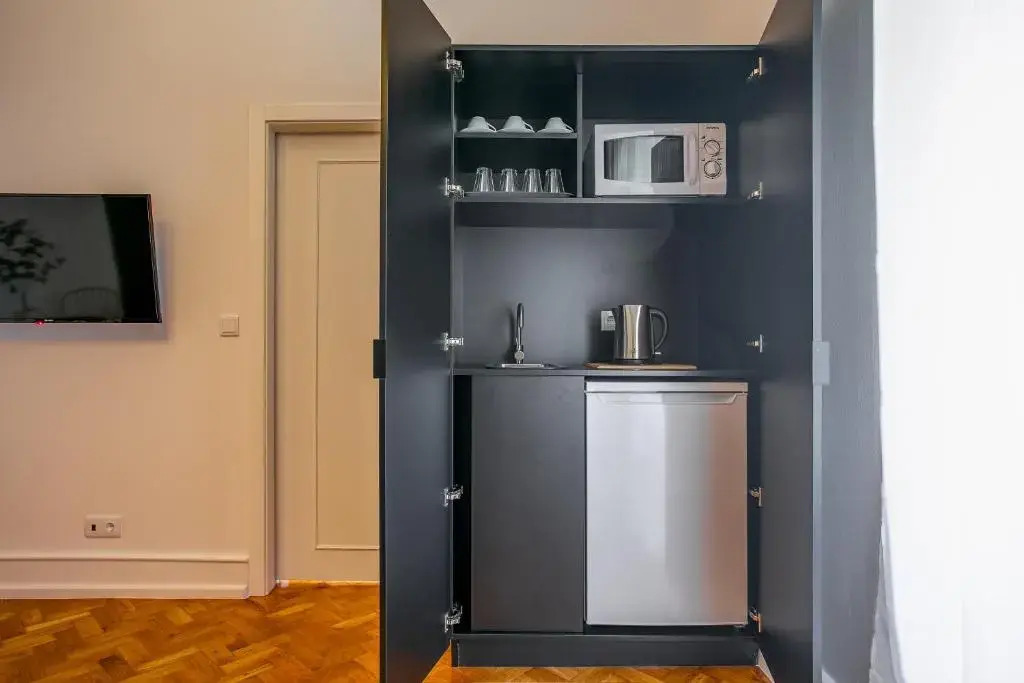 Home Out Rooms & Apartments
