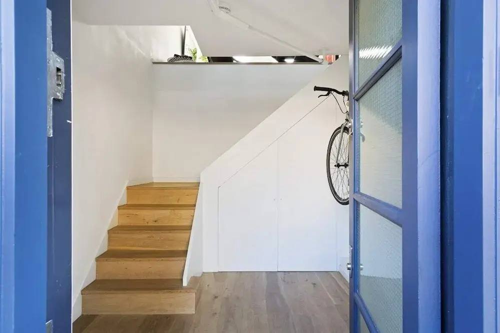 Stylish & Modern 2bed Apt, 5m to Overground