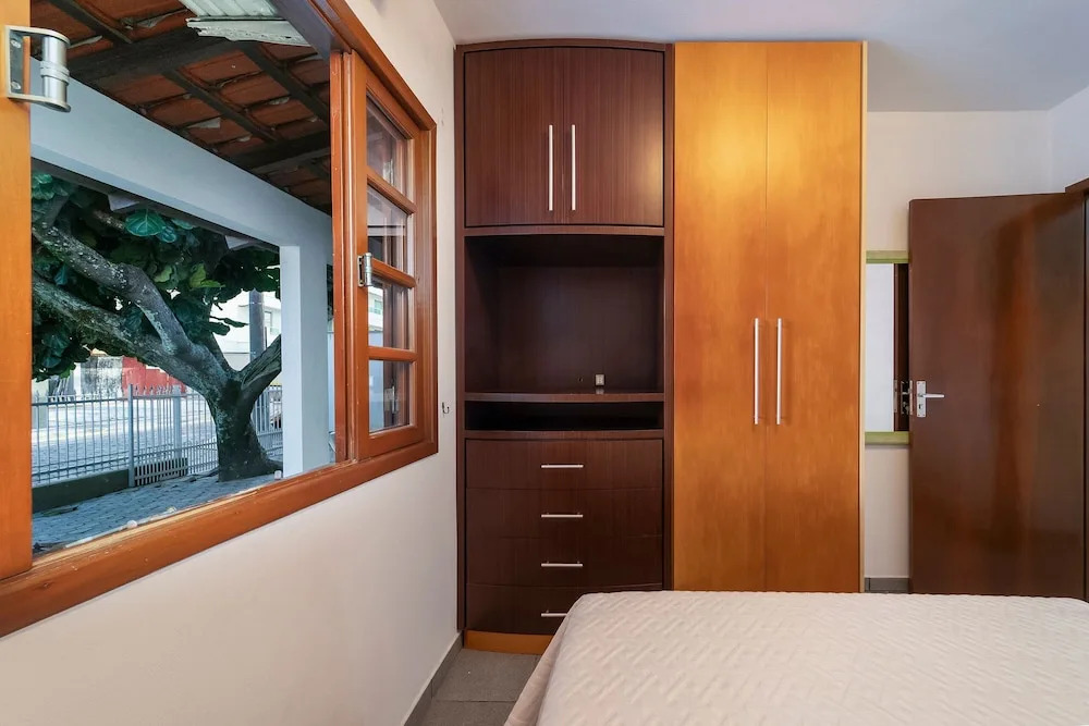 914 - Casa 3 dormitórios para 8 pessoas