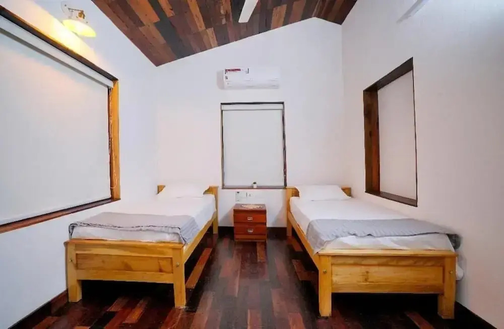 Riverside GuestHouse