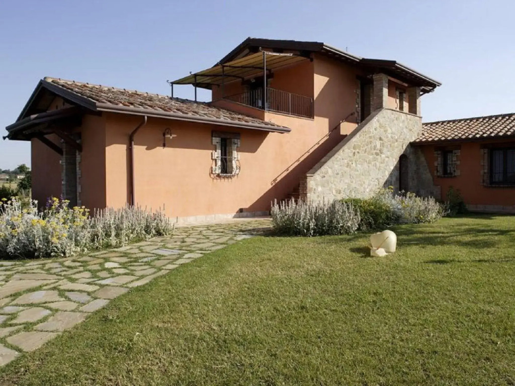 Holiday Apartment on a Farm in Umbria