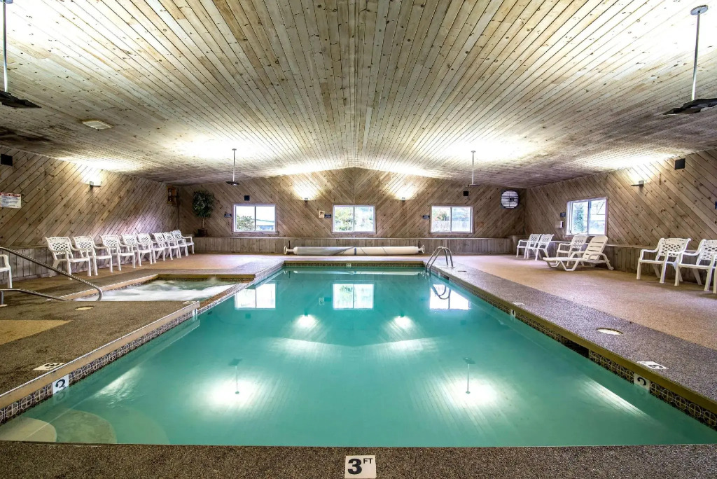 Quality Inn & Suites Lincoln I-93
