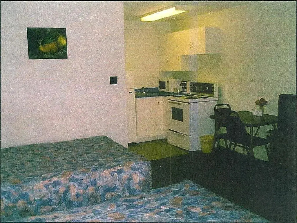 Road Runner Motel
