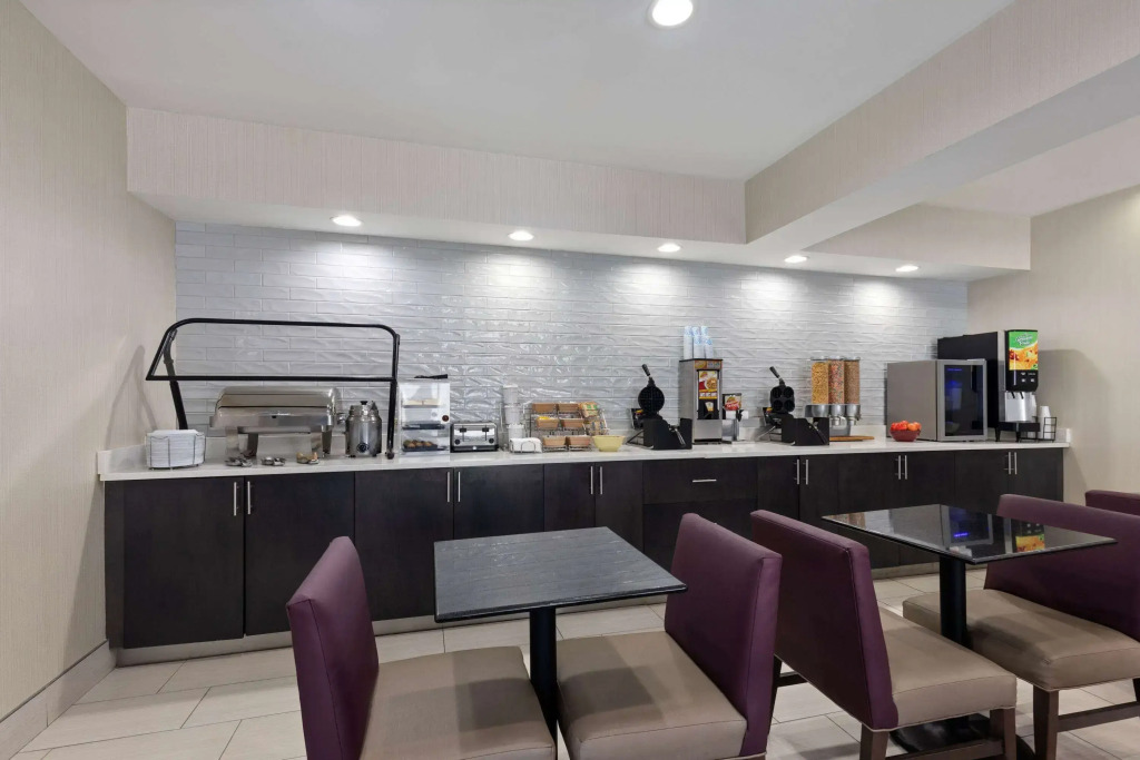 La Quinta by Wyndham Snellville - Stone Mountain