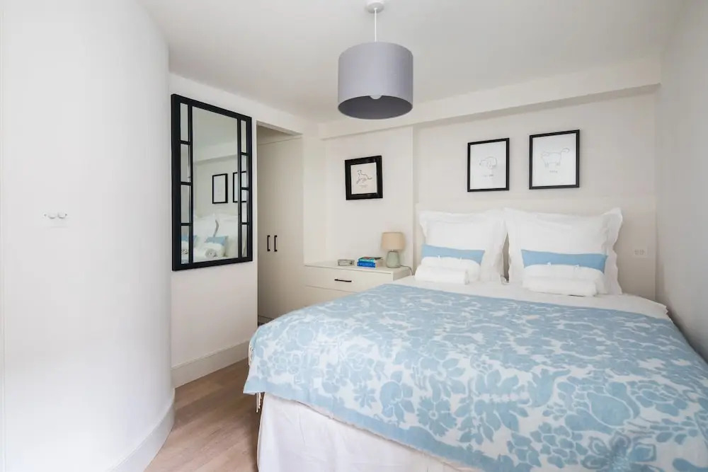 Iverna Gardens by Lime Street