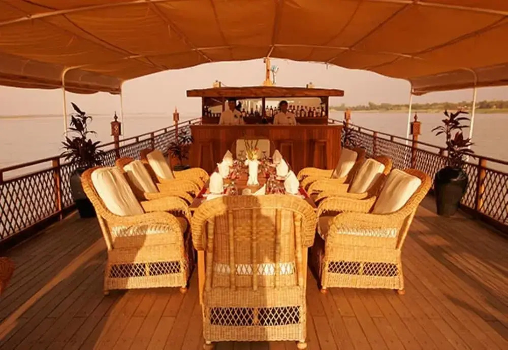 Amara River Cruise