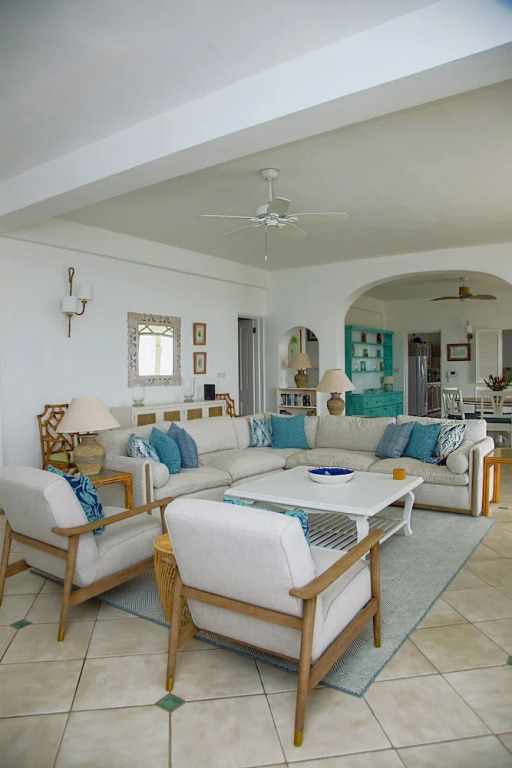 Zephyr Hill - 4 bedroom Villa with awe inspiring views 4 Villa by RedAwning