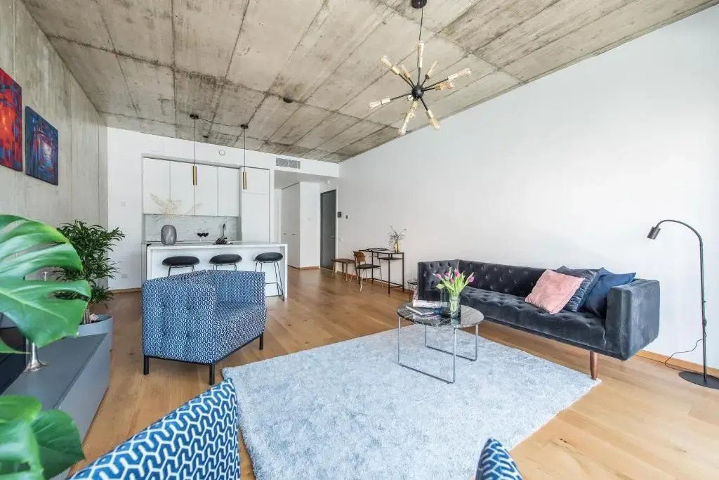 Basteja Life - Brand NEW & Garage Parking included, multiple apartments, by Cohost