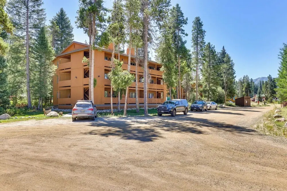 Winter Park Condo w/ Private Balcony: Near Skiing!