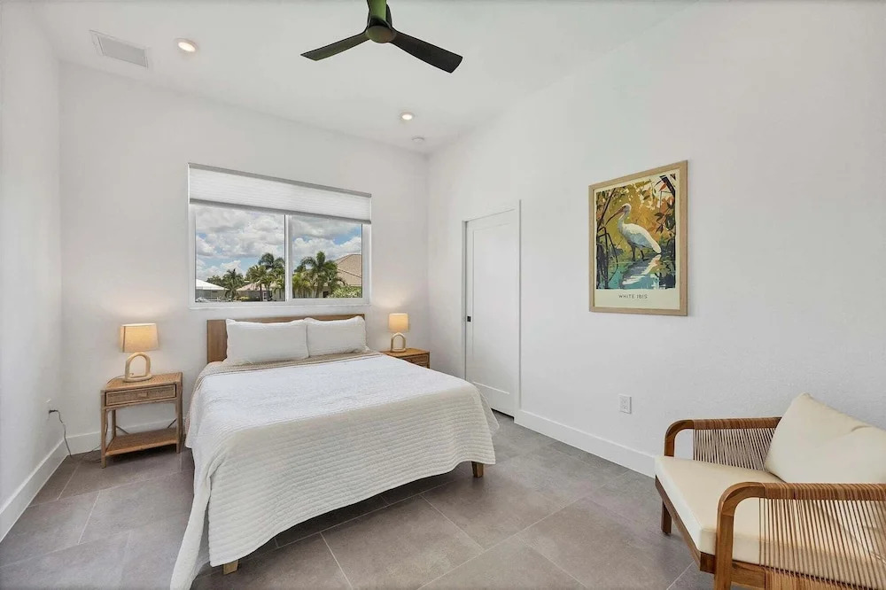 Punta Gorda Isles Waterfront Retreat Private Pool & Canal Access to Charlotte Harbor