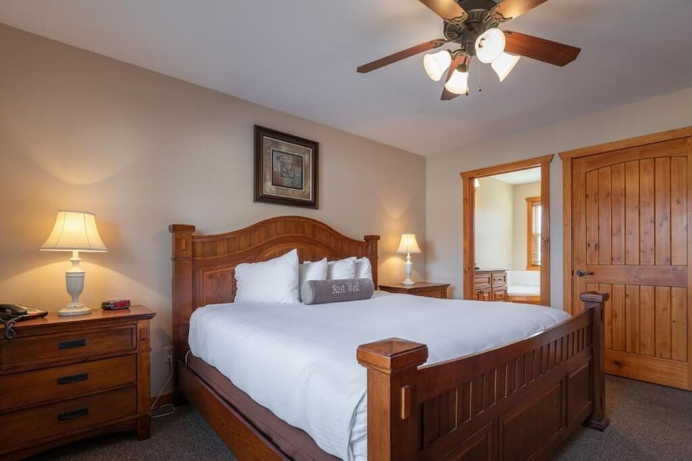 The Lodges at Table Rock