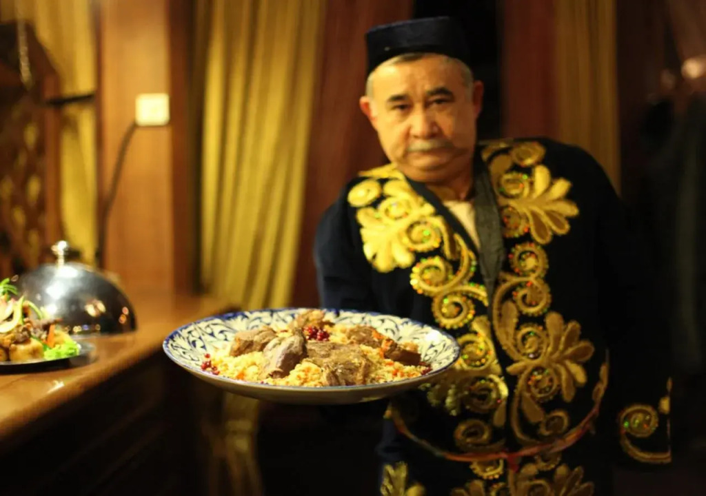 Apelsin Hotel