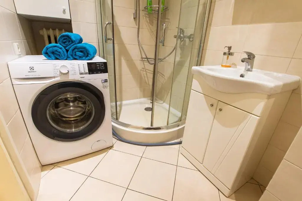 Spacious 2 Room Apart In A Historic Laisves Avenue