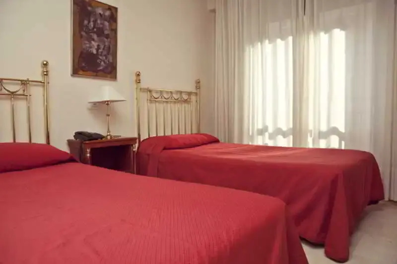 Apartamentos Olano C.B.