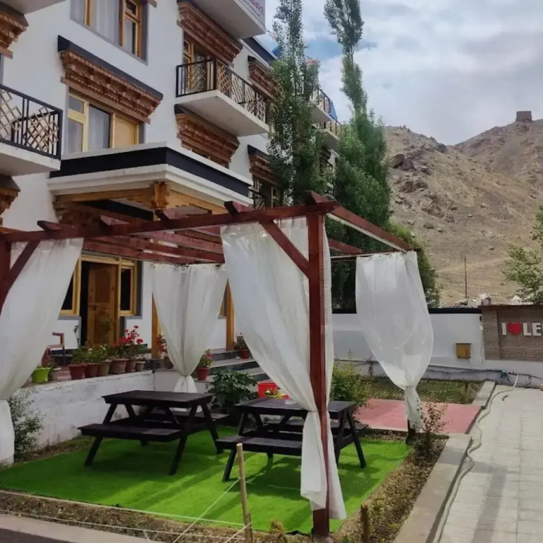 Marigold Ladakh