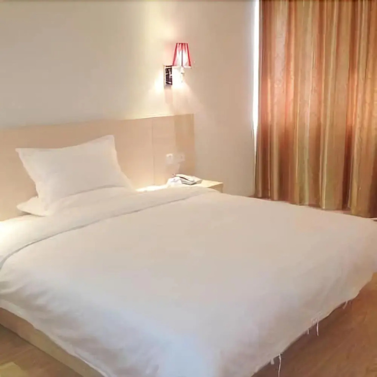 Super 8