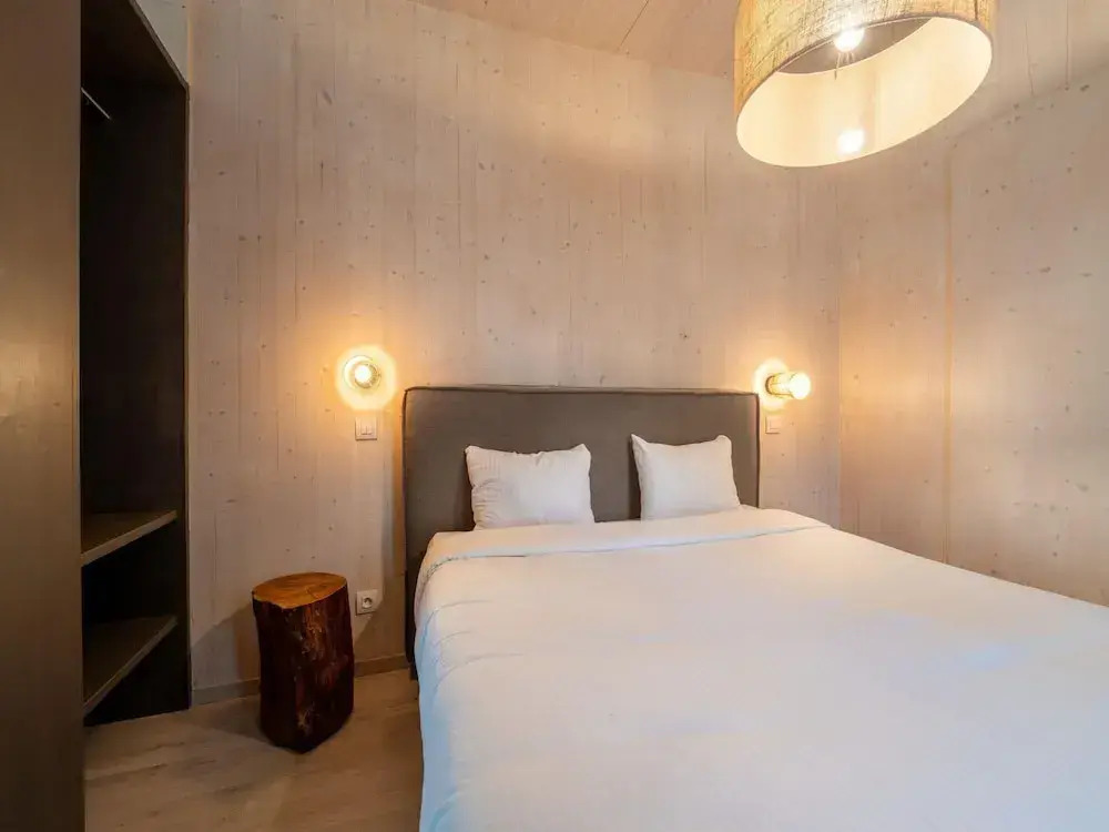 Cosy Forest Hideaway for Two