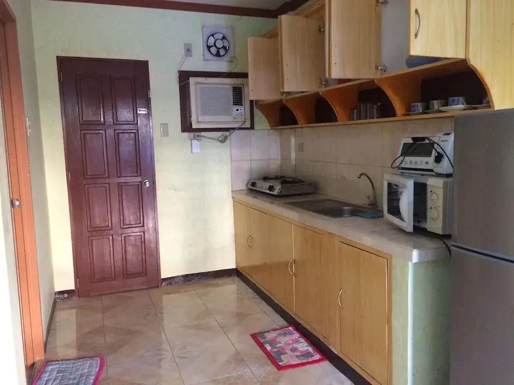 Sunrise Apartelle