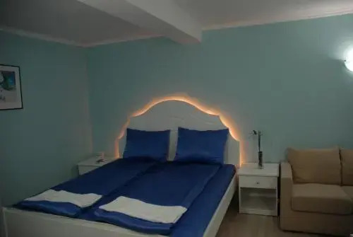 Suites Donev