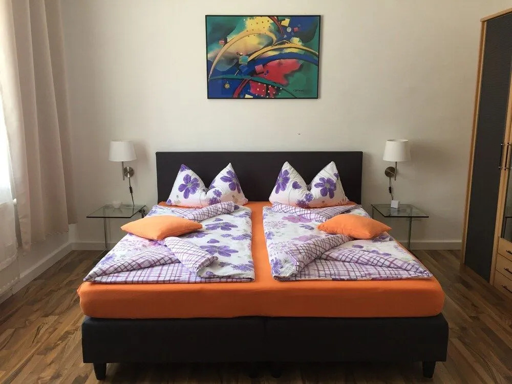 Lorenz Apartment