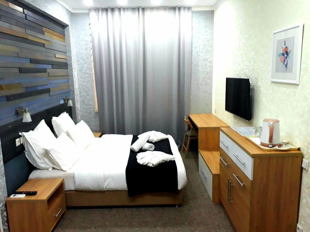 Small Hotel
