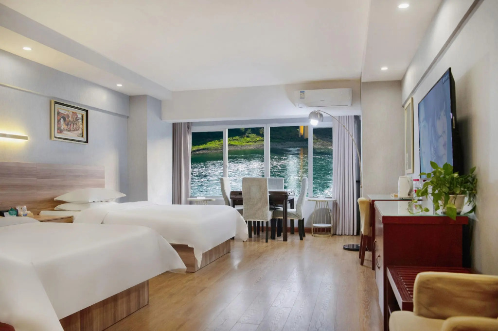 Shuiyang Nianhua Hotel