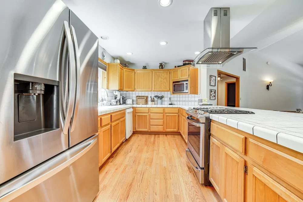 Calpine Mountain Retreat w/ High-speed Internet