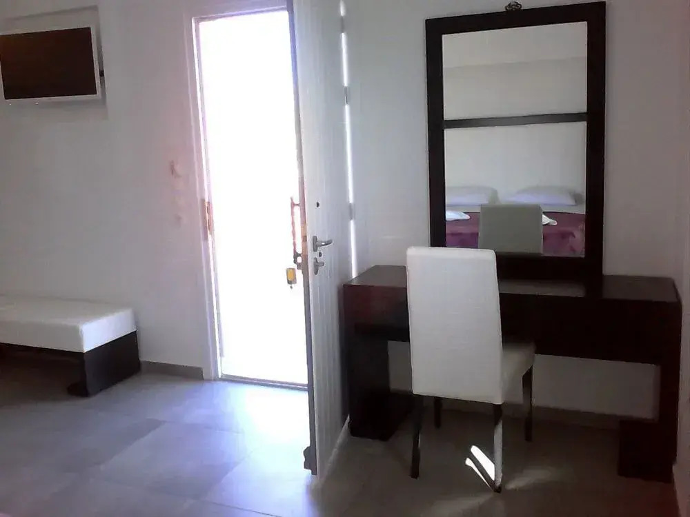 Queen Elegant Suites
