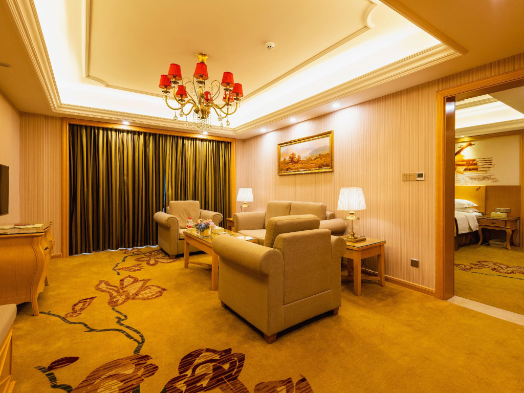 Vienna International Hotel (Pingdingshan Yingcheng)