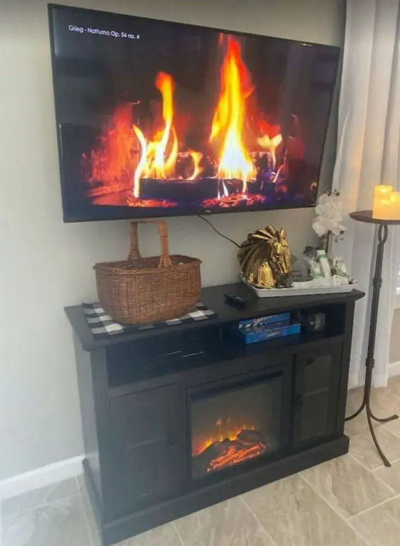 Stunning Cozy Downtown Guesthouse