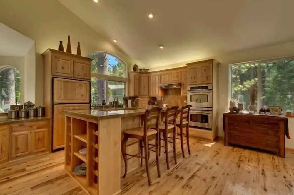 Mv16: Bear Lair Estate with Hot Tub Pn1133